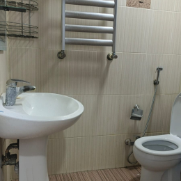 Satılır 2 otaqlı Köhnə Tikili 65 m², Bakıxanov