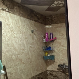 Satılır 3 otaqlı Köhnə Tikili 75 m², Venesiya şadlıq sarayı