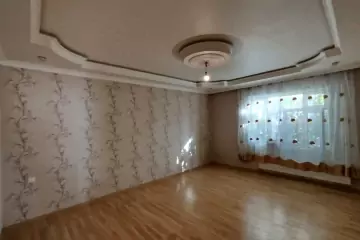 Satılır Həyət Evi 12-ci Mikrorayonda 