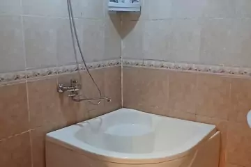 Satılır Köhnə Tikili Bakıxanovda 