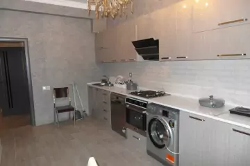 Aylıq Kirayə Yeni Tikili Səməd Vurğun Parkı 