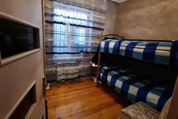 Satılır Həyət Evi Bakıda 