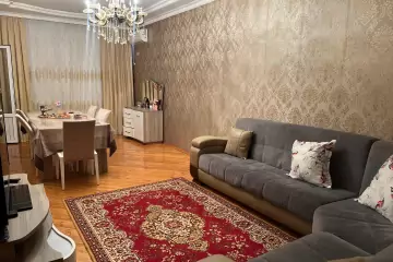 Satılır Yeni Tikili Ukraniya Dairəsida 