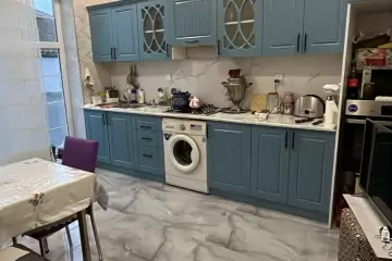 Satılır Həyət Evi Yeni Ramana Qəsəbəsida 