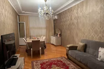 Satılır Yeni Tikili Ukraniya Dairəsida 