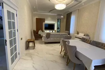 Satılır Bağ Evi Buzovnada 