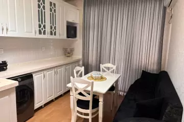 Satılır Yeni Tikili Gəncə Prospektində 