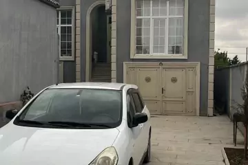 Satılır Həyət Evi Yeni Ramana Qəsəbəsida 