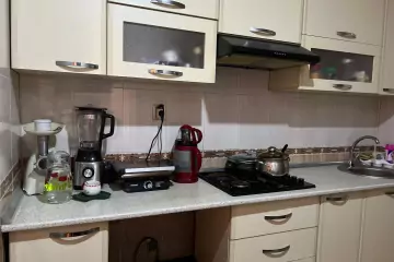 Satılır Yeni Tikili Ukraniya Dairəsida 