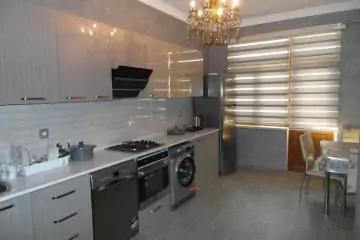 Aylıq Kirayə Yeni Tikili Səməd Vurğun Parkı 