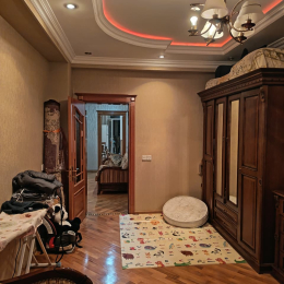 Satılır 3 otaqlı Yeni Tikili 121 m², 9-cu mikrorayon