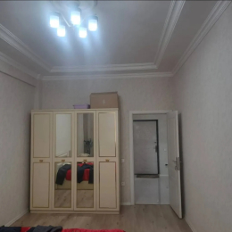 Kirayə 2 otaqlı Köhnə Tikili 61 m², 8-ci kilometr