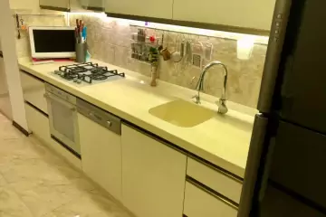 Satılır Yeni Tikili Beşmərtəbədə 