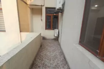 Aylıq Kirayə Ofis Beşmərtəbədə 