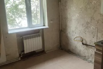 Satılır Köhnə Tikili Badamdarda 