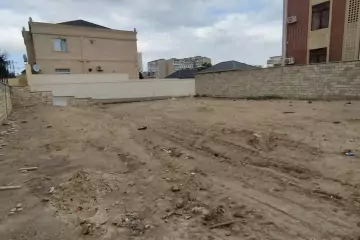 Satılır Torpaq Binəqədidə 