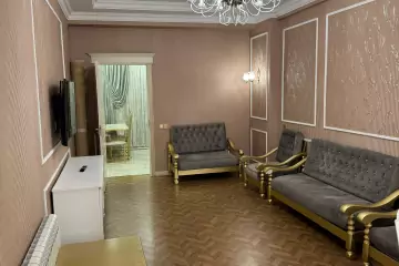 Satılır Yeni Tikili Nəsimi Bazarında 