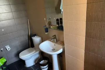 Satılır Köhnə Tikili Elmler Akademiyasıda 