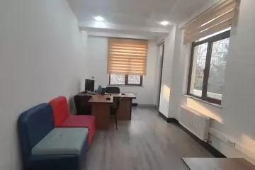 Aylıq Kirayə Ofis Beşmərtəbədə 
