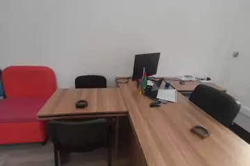 Aylıq Kirayə Ofis Beşmərtəbədə 