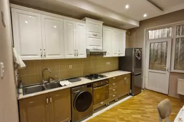 Satılır Yeni Tikili Nəsimi Bazarında 