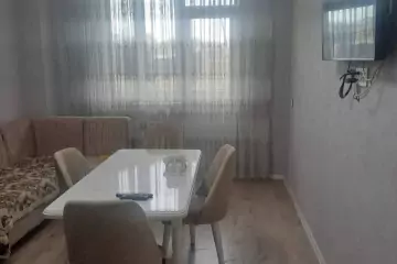 Aylıq Kirayə Köhnə Tikili 8-ci Kilometrdə 