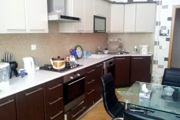 Aylıq Kirayə Yeni Tikili Papanin Körpüsüdə 