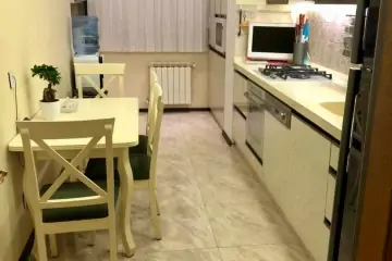 Satılır Yeni Tikili Beşmərtəbədə 