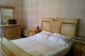 Aylıq Kirayə Yeni Tikili Papanin Körpüsüdə 