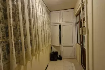 Satılır Yeni Tikili Nəsimi Bazarında 