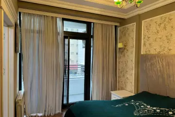 Satılır Yeni Tikili Nəsimi Bazarında 