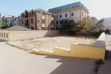 Satılır Torpaq Binəqədidə 