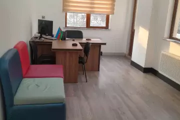Aylıq Kirayə Ofis Beşmərtəbədə 