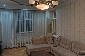 Satılır Yeni Tikili 9-cu Mikrorayonda 