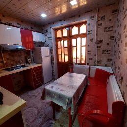 Satılır 3 otaqlı Köhnə Tikili 75 m², Bakıxanov