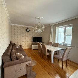 Satılır 3 otaqlı Həyət evi 77 m², 1 sot  torpaq, Buzovna