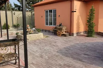 Satılır Bağ Evi Buzovnada 