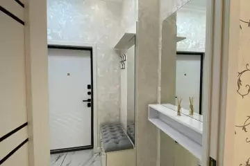 Satılır Yeni Tikili Bakı Kinoteatrıda 