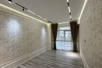 Satılır Yeni Tikili Bakıxanovda 