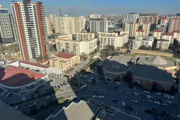 Satılır Yeni Tikili Ağ şəhər Kompleksində 