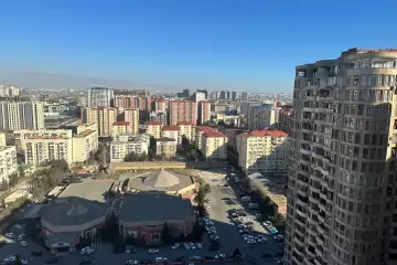 Satılır Yeni Tikili Ağ şəhər Kompleksində 