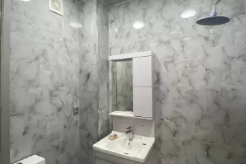 Satılır Yeni Tikili Bakı Kinoteatrıda 