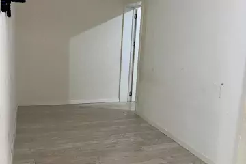 Satılır Yeni Tikili Heydər əliyev Parkıda 