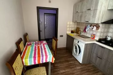 Aylıq Kirayə Yeni Tikili Ağ şəhər Kompleksində 