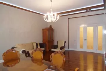 Aylıq Kirayə Yeni Tikili Gənclik Mallda 