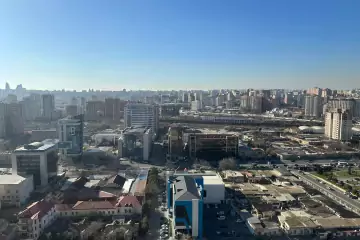 Satılır Yeni Tikili Ağ şəhər Kompleksində 