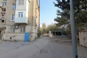 Satılır Köhnə Tikili Fəhlə Prospekti - Rabocidə 