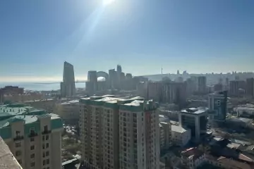 Satılır Yeni Tikili Ağ şəhər Kompleksində 