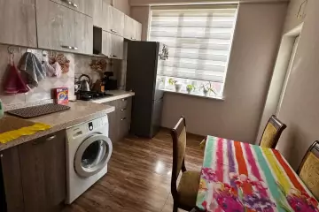 Aylıq Kirayə Yeni Tikili Ağ şəhər Kompleksində 