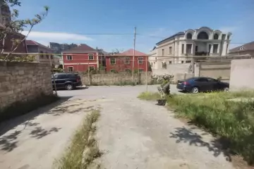 Satılır Qaraj Bakıxanovda 